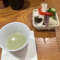 里葉亭 - ◎ゆずのお酒食前酒
                      ●漬物