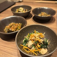 焼肉うしごろ 新宿三丁目店 - 