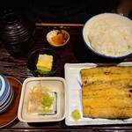 小川の魚 - 白焼きは塩と山椒でいただきました。カリッと香ばしく美味でした