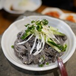 炭火焼肉ホルモンさわいし - センマイ刺し