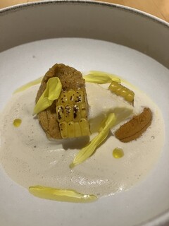 SHOLA - とうもろこしのパンナコッタ　とうもろこしの甘味と雲丹の塩味がマッチします　スープをパンで拭いとっていたら　追加はありませんでした…（言えばよかったか）