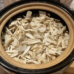 銀座 しのはら - ブータン松茸　良い香りです