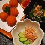 炭火焼き居酒屋 串道楽 - チーズボール495円、梅水晶330円✨✨梅水晶さっぱりコリコリ♥