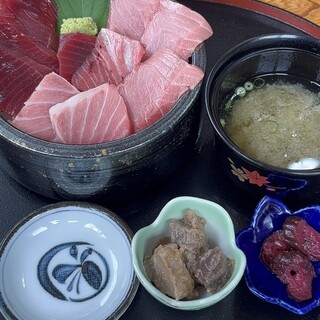 お食事処 かもめ_1