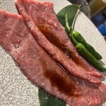 炭火焼肉 ホルモン にく式 - 
