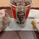 ケンタッキー フライドチキン - ドリンク写真:チキンフィレバーガーセット