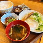 すき家 - 料理写真:牛小鉢ソーセージエッグ朝食