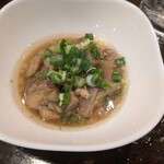 粉ひで - スジ煮込み＆豆腐のちょいつまみ。