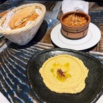 SPHINX - 右上からコシャリ、フムス、アイシ・バラディ