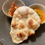 インド料理 想いの木 - 本日のハーフカレー＆ミニナン