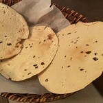 インド料理 想いの木 - パパド