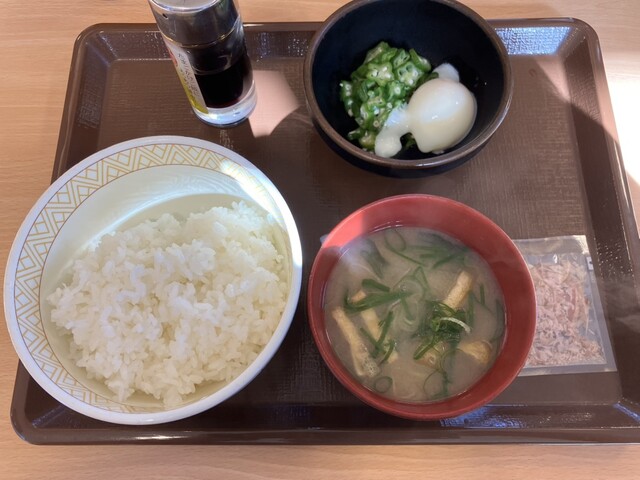 すき家 38号釧路鳥取店 - 新富士（牛丼）の写真