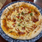 民謡居酒屋 かなさんどー - ピザ930円