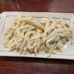 民謡居酒屋 かなさんどー - サービスの沖縄そばサラダ