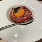 焼肉木村 - ユッケ。とろとろだった〜
