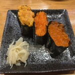 海鮮道楽 ととや - 生うに、とびっこ、いくら