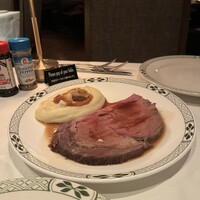 ロウリーズ・ザ・プライムリブ 恵比寿ガーデンプレイス店 - 