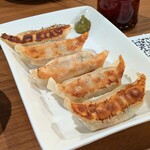 沖縄料理 あぐー豚 しゃぶしゃぶ AGU- - あぐーの焼餃子