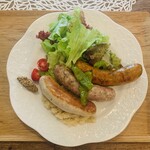 ハヤリテラス - 2100円：おまかせソーセージ3種盛り