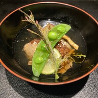 薪炭まだら - 椀物（アオリイカ 玉蜀黍 オクラ）椎茸の肉詰め