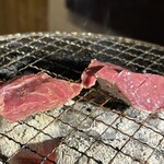 炭火焼肉 にく式 - 