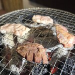 炭火焼肉 にく式 - 
