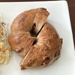 ウルーウール - くるみベーグル