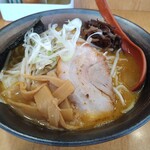 味噌らーめん 十味や - 赤味噌ラーメン 800円 大盛 無料