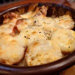 酒ト飯 ヤマダ - フルーツトマトのチーズ焼き