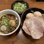 景勝軒 - 料理写真:特製上州もりそば　ネギと味玉追加