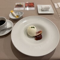 ラ セッテ 広瀬北町本店 - 海人の藻塩ジェラートといちじく、珈琲