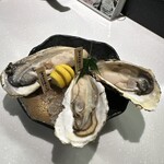 厚岸水産 かき小屋 - 生牡蠣3L 1,078円×2
生牡蠣4L 1,628円