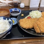 花丸cafe - とんかつ定食（普通）　¥900