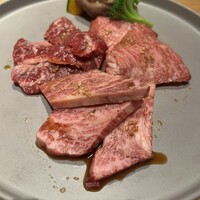 北新地 肉料理 名門 - 