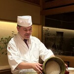 天ぷら 元吉 - ご飯が炊けました♪
      お米は有名なお米マイスターさんより
      長野県松川村の〝鈴ひかり〟
