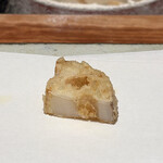 天ぷら 元吉 - 新蓮根 鹿島より
      全体のボリュームが多いので、サイズもこの位が私には丁度良いです♪