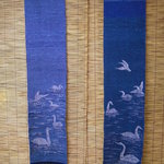 Masunosuke - 津軽のかっちゃ（お母さん）が最近ハマっている裂き織りのタペストリーです。冬の白鳥をイメージしました。