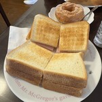 ツェーンコーヒー - ハムサンド、塩を少々掛けて