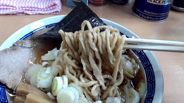 らぁ麺と肴 榊（さかき） - 鶴岡（ラーメン）の写真