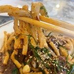 シルクロード ムラト - 丸麺が不思議な食感でおいしい