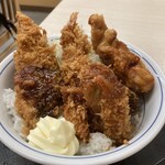 かつや - 秋の海鮮フライ丼