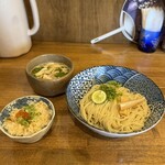 きくや - 【限定】松茸と蟹の潮つけ麺¥1800、カニ炊き込みミニご飯¥200