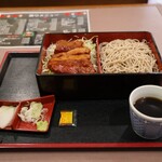 丸三そば - 料理写真: