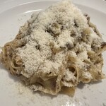 Base - Tagliatelle alla bolognese 2,700円