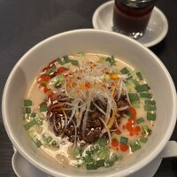 彬龍華 66 - 