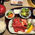 居間焼肉 百欒 - 