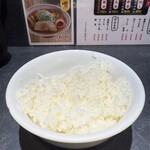札幌ラーメン 辛いち - やっぱりらーめんには小ライス❗️