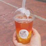 カフェディク - マンゴー杏仁ティー (税込)780円 (2025.09.14)
