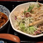 割烹 田一 - 下は千切り野菜