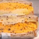 サンダウナー トーキョー オムレツ - ロースハム＆ゴーダチーズ